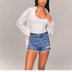 Abercrombie The Mom Short, High Rise